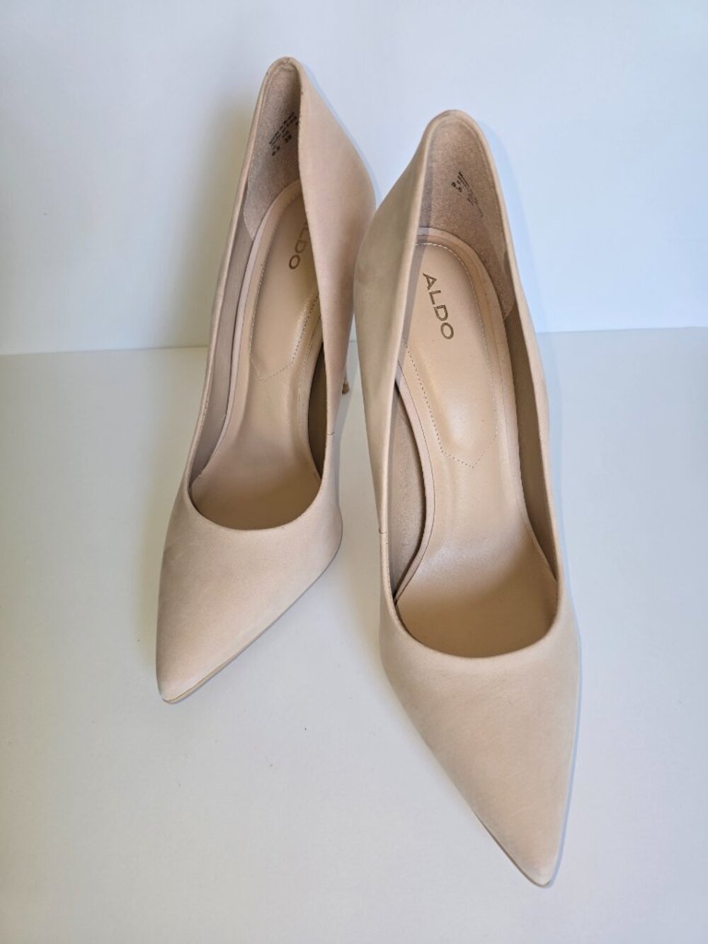 ALDO Cassedy Beige Suede Pointed Toe Stiletto Pump Heels US 8.5